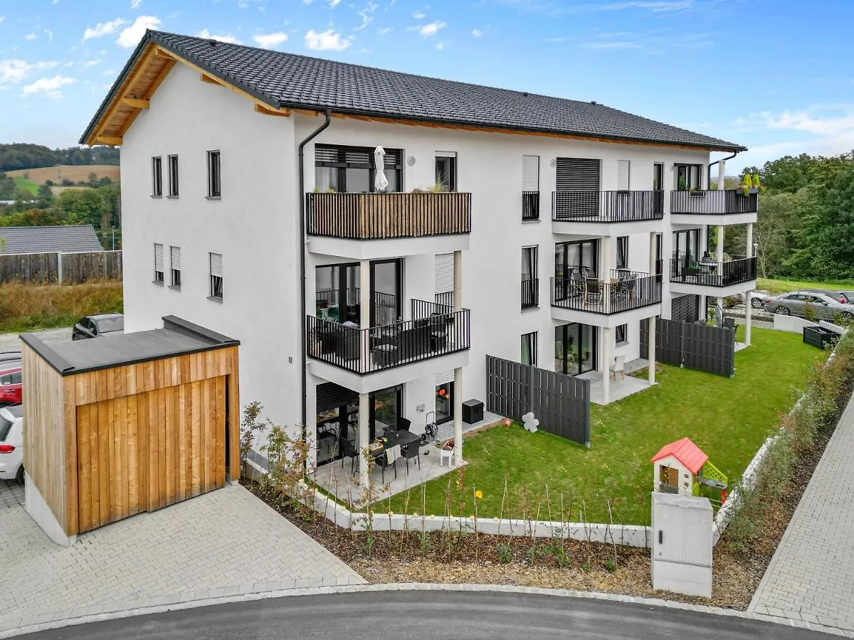 Smurmelhomes Oase: Terrasse - Parken - Kind Passau