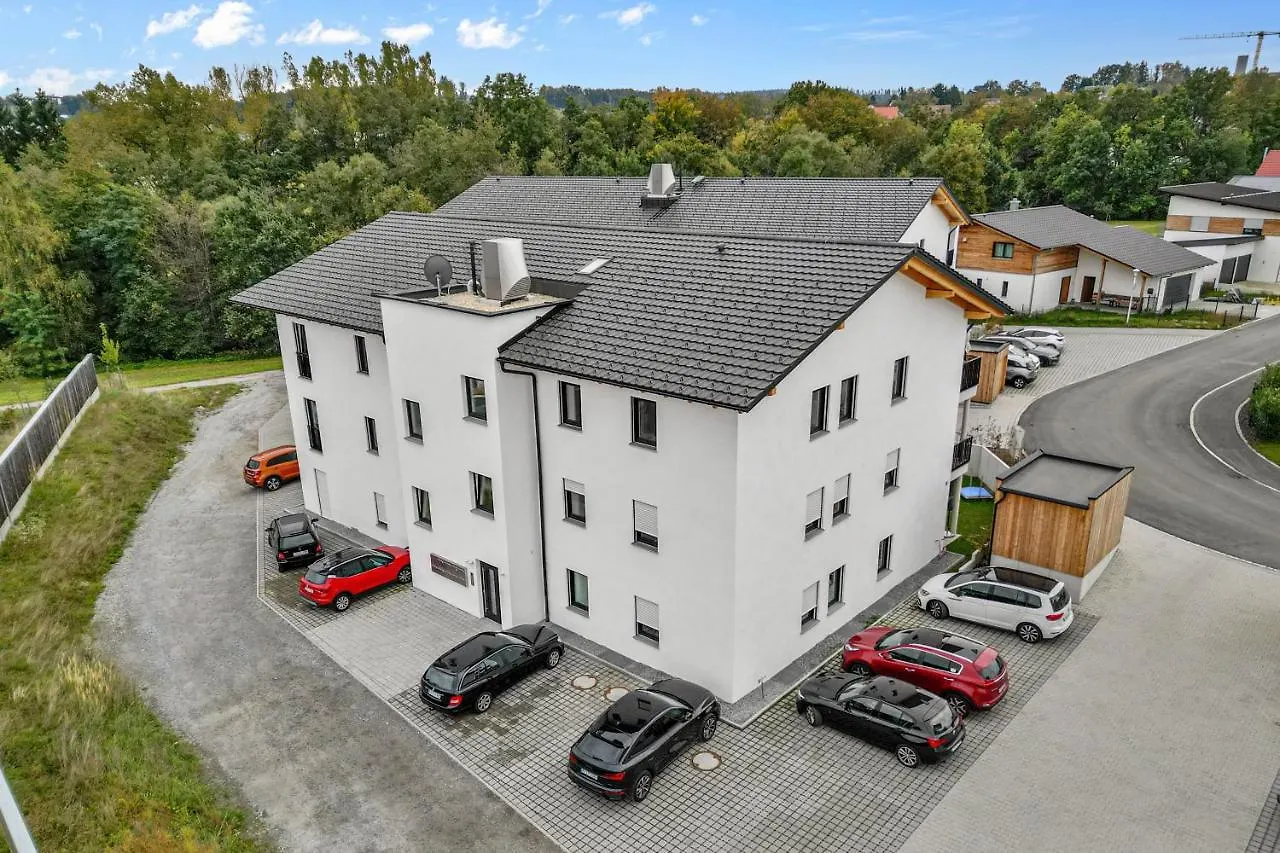 Smurmelhomes Oase: Terrasse - Parken - Kind Passau 0*,