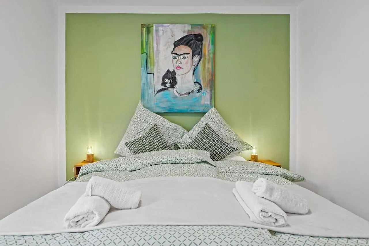 Smurmelhomes Oase: Terrasse - Parken - Kind Passau