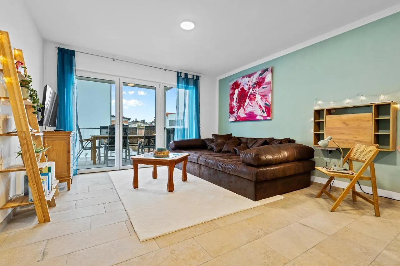 Smurmelhomes Oase: Terrasse - Parken - Kind Passau